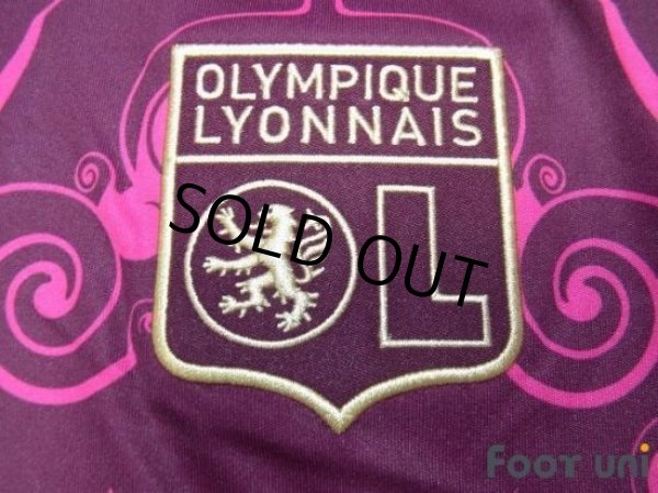 Photo6: Olympique Lyonnais 2010-2011 Away Shirt #9 Lisandro (6)