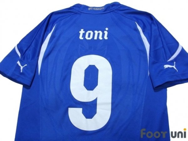 Photo4: Italy 2010 Home Shirt #9 Toni (4)