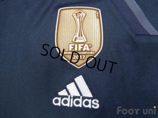 Photo5: Real Madrid 2018-2019 Away Shirt and Shorts Set FIFA World Champions 2017 Patch/Badge (5)