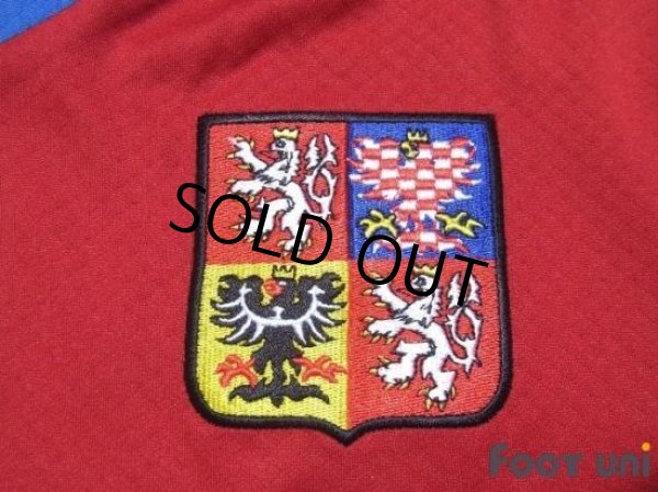 Photo5: Czech Republic 2010 Home Shirt (5)