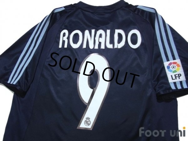 Photo4: Real Madrid 2003-2004 Away Shirt #9 Ronaldo LFP Patch/Badge (4)