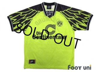 2000-01ブンデスリーガ1部ユニピン37個(ホーム&アウェイ、ロゴ)額付 Bundesliga - Football Shirts,Soccer Jerseys,Vintage Classic Retro
