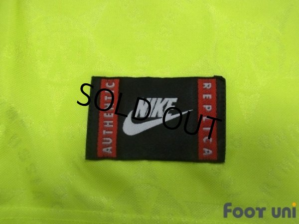 Photo7: Borussia Dortmund 1994-1995 Home Shirt (7)