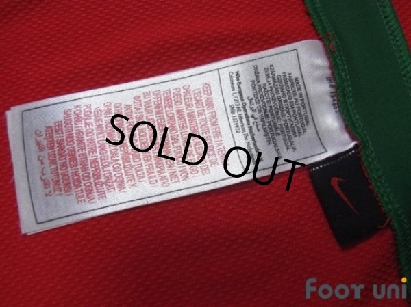 Photo8: Portugal Euro 2008 Home Shirt (8)