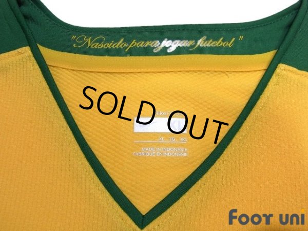 Photo5: Brazil 2008 Home Shirt #13 Cicinho w/tags (5)
