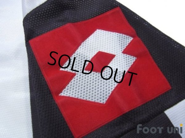 Photo7: Juventus 2001-2002 Home Shirt (7)