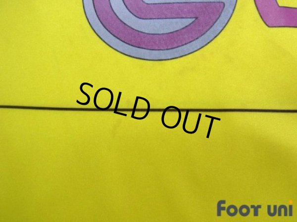 Photo8: Borussia Dortmund 2010-2011 Home Shirt Bundesliga Patch/Badge (8)
