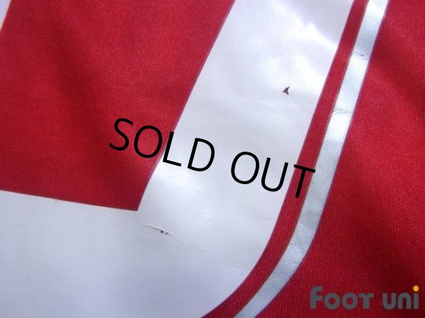 Photo7: VfB Stuttgart 2007-2008 Away Long Sleeve Shirt #33 Mario Gomez (7)