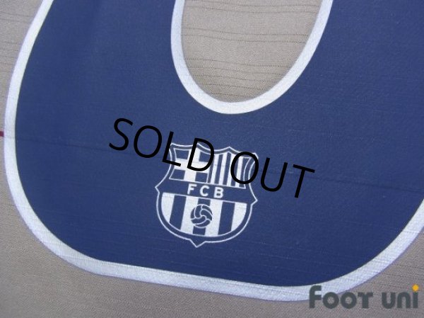 Photo7: FC Barcelona 2003-2005 Away Shirt #10 Ronaldinho (7)