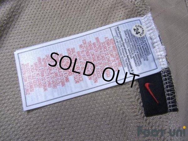 Photo8: FC Barcelona 2003-2005 Away Shirt #10 Ronaldinho (8)