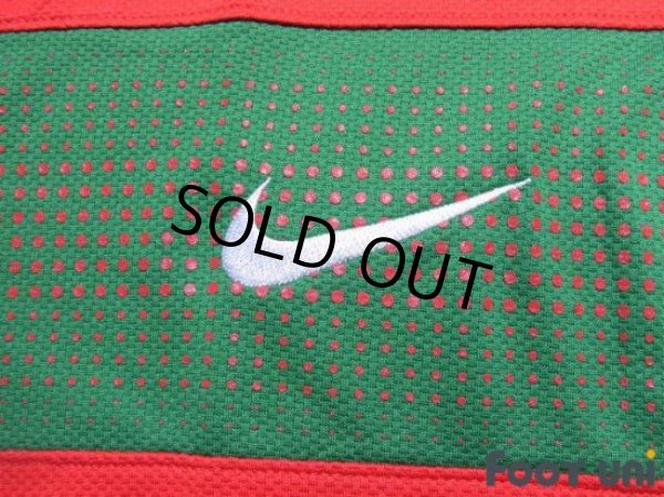 Photo6: Portugal 2010 Home Shirt (6)