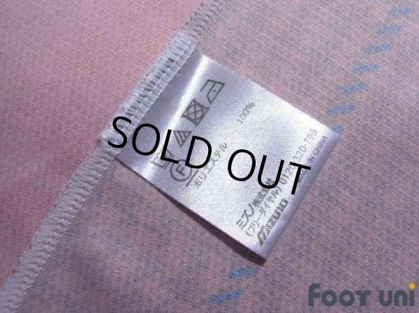 Photo8: Nagoya Grampus 2017 Home Shirt (8)