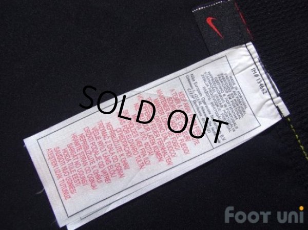 Photo8: Borussia Dortmund 2004-2005 Away Shirt (8)