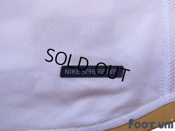 Photo7: Croatia 2006 Home Shirt (7)