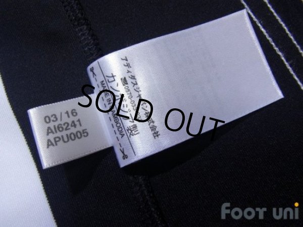 Photo7: Juventus 2016-2017 Home Shirt and Shorts Set (7)