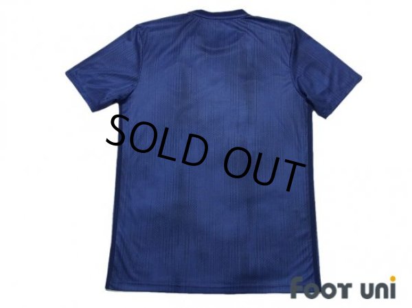 Photo2: Manchester United 2018-2019 Third Shirt CC 50th Anniversary Model (2)