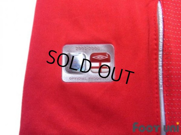 Photo7: England Euro 2004 Home Shirt (7)