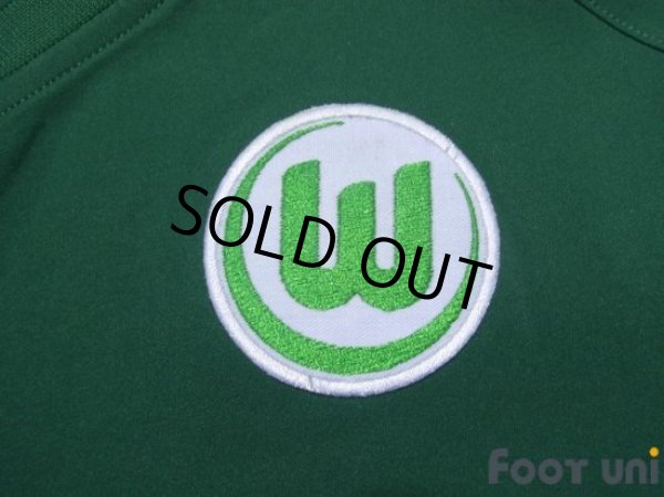 Photo5: VfL Wolfsburg 2005-2006 Home Shirt (5)