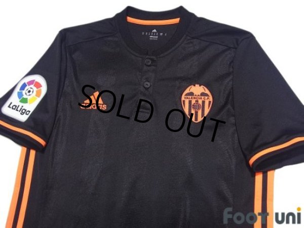 Photo3: Valencia 2016-2017 Away Shirt #17 Nani La Liga Patch/Badge (3)