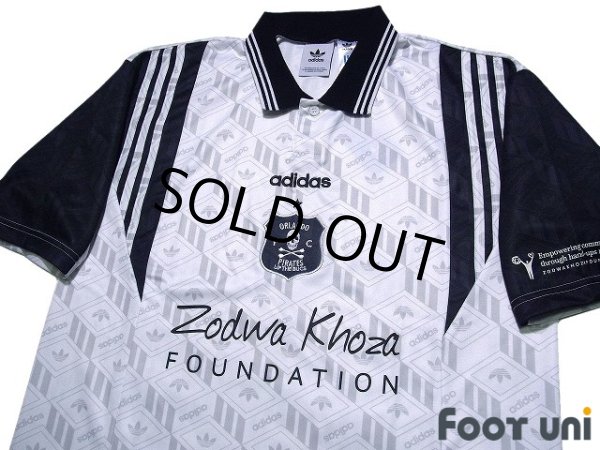 Photo3: Orlando Pirates FC 2021-2022 Shirt Zodwa Khoza Foundation collaboration model w/tags (3)