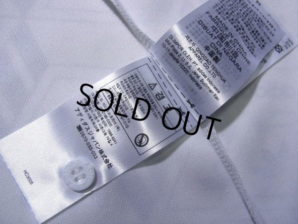 Photo7: Orlando Pirates FC 2021-2022 Shirt Zodwa Khoza Foundation collaboration model w/tags (7)