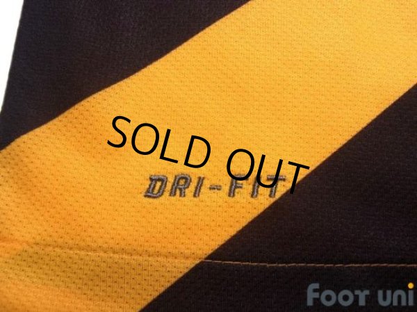 Photo7: Kaizer Chiefs FC 2011-2012 Home Shirt (7)