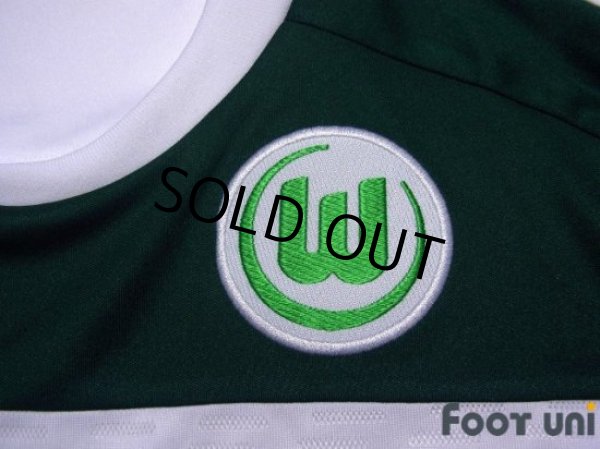 Photo5: VfL Wolfsburg 2010-2011 Home Shirt (5)